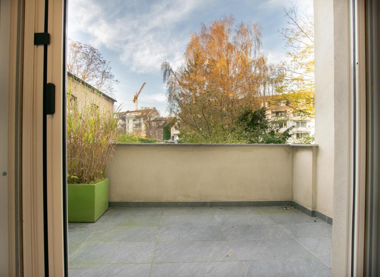 Raj Living - 1 Or 3 Room Apartments - 20 Min Messe Dus And Old Town Dus Düsseldorf Exteriör bild