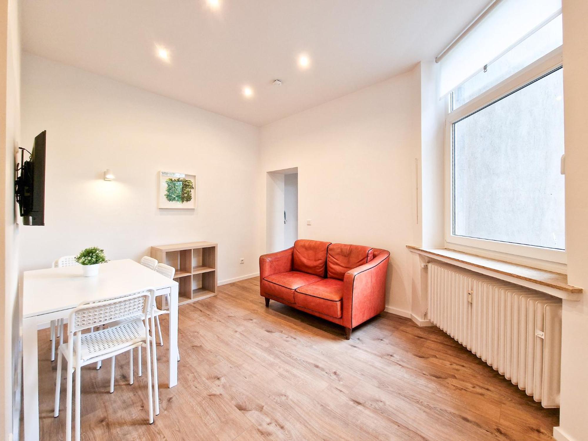 Raj Living - 1 Or 3 Room Apartments - 20 Min Messe Dus And Old Town Dus Düsseldorf Exteriör bild